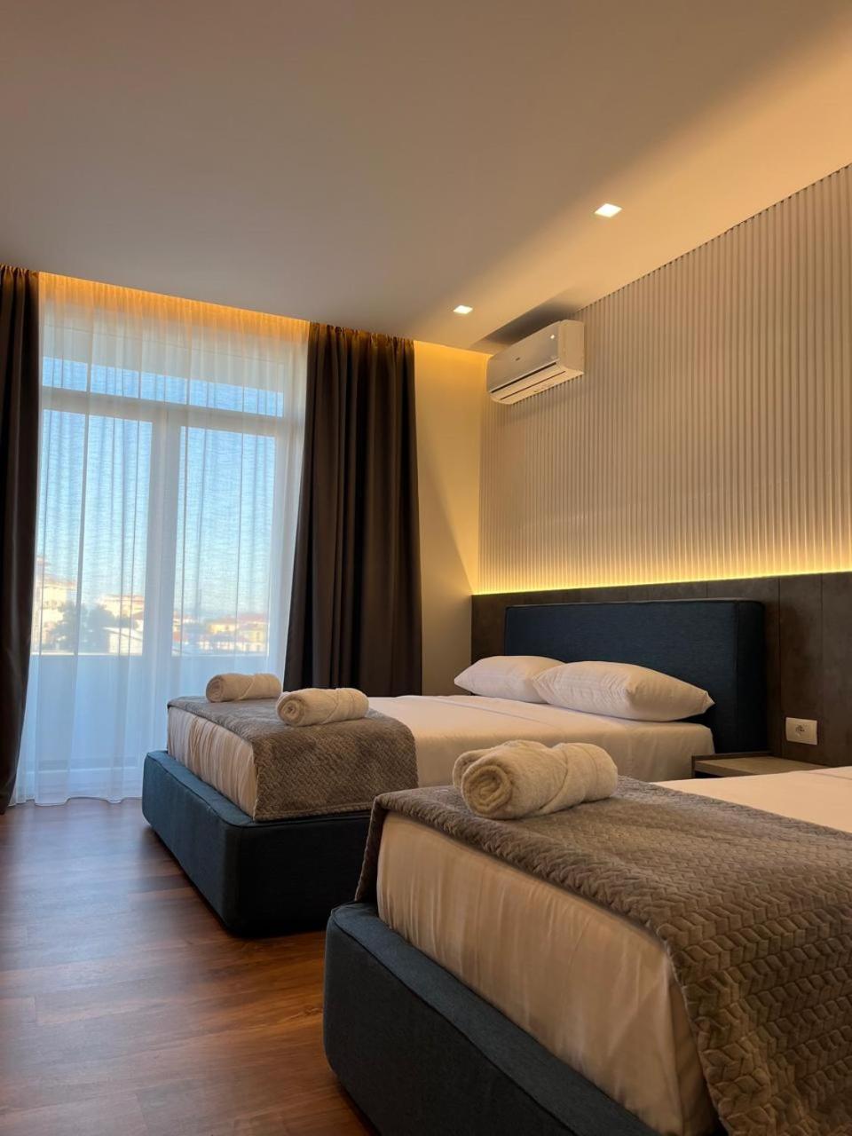 North Alb Hotel Shkodra Kültér fotó